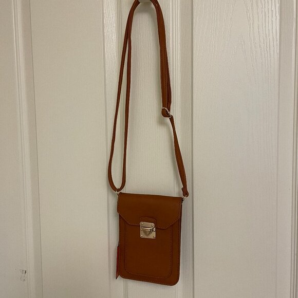 Alba faux/vegan leather cross body cell phone purse NWT - Picture 1 of 12
